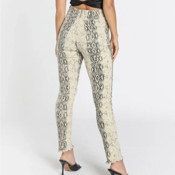 LIONESS PANTS - Picture 4 of 11